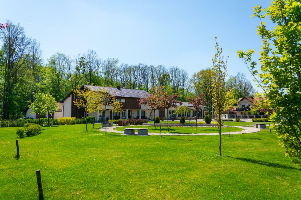 Hotel & Distillery Monogram Gradac  Exterior foto